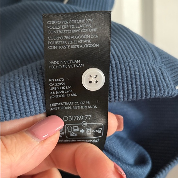 By Anthropologie Ribbed Popover Ruffle Sleeve Button Back Blouse Top Size M NEW - Picture 6 of 9